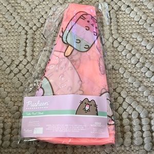 Pusheen box pool tube float